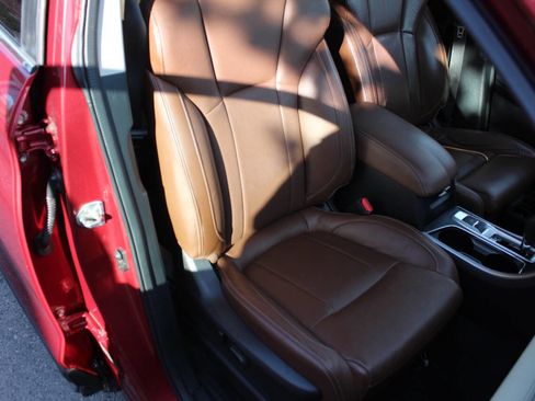 Used 2021 Subaru Ascent Limited w/ Technology Package image 18