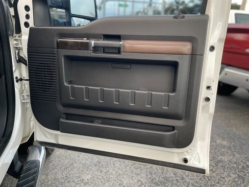 Used 2013 Ford F350 Platinum image 41