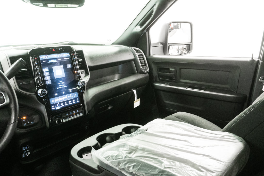New 2027 RAM 3500 Tradesman AWD/4WD image 12