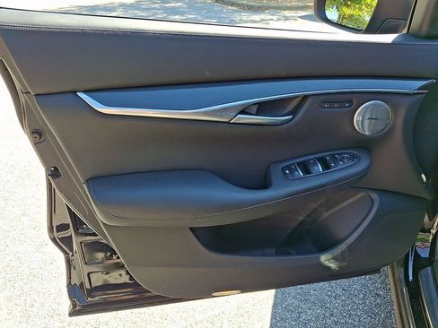 Used 2025 INFINITI QX50 Sport AWD/4WD image 12