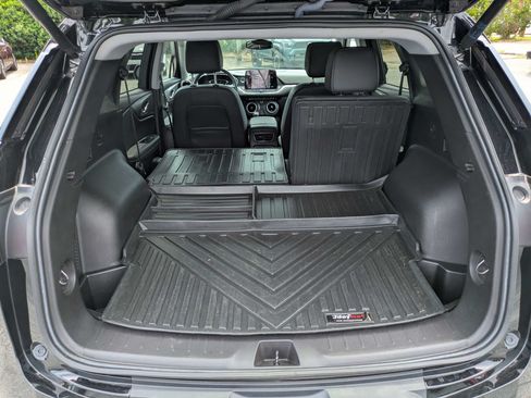 Used 2024 Chevrolet Blazer LT w/ Midnight/Sport Edition FWD image 13