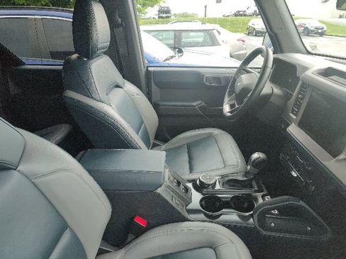 Used 2024 Ford Bronco Outer Banks AWD/4WD image 23