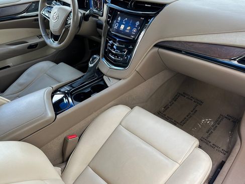 Used 2014 Cadillac ELR w/ Luxury Package FWD image 33