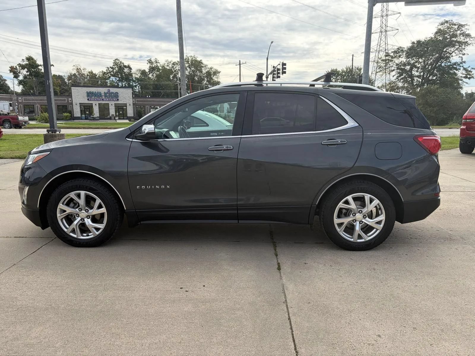 Used 2018 Chevrolet Equinox Premier AWD/4WD image 5