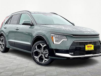 New 2025 Kia Niro SX Touring
