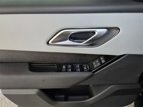 New 2026 Land Rover Range Rover Velar Dynamic SE image 20