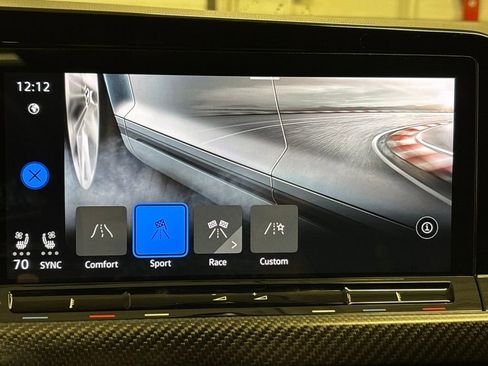 Used 2023 Volkswagen Golf 20th Anniversary Edition image 36