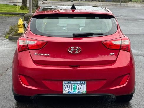 Used 2013 Hyundai Elantra GT w/ Tech Pkg image 6