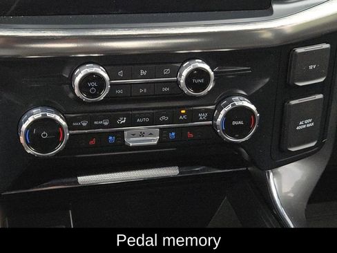 Used 2022 Ford F150 Lariat image 29