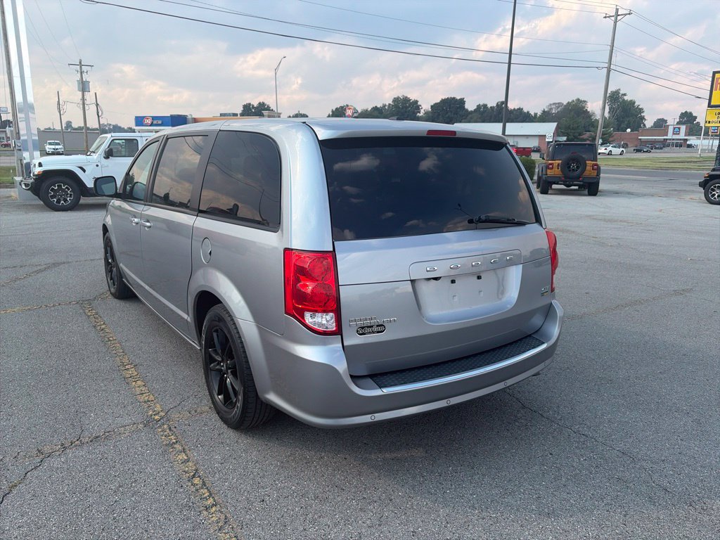 Used 2019 Dodge Grand Caravan GT w/ Safety Sphere Group FWD image 4
