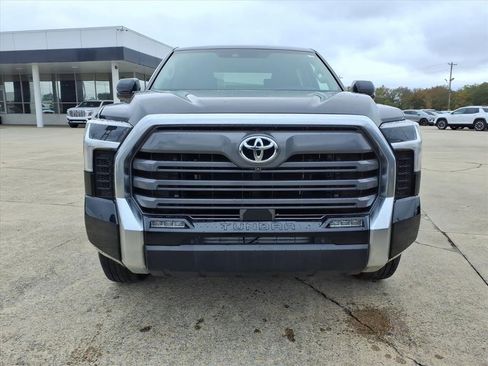 Used 2023 Toyota Tundra Limited image 2
