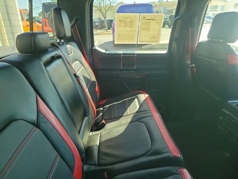 Used 2019 Ford F150 Lariat image 8