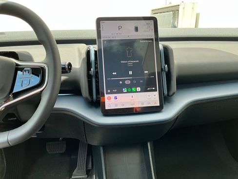 New 2026 Volvo EX30 Plus w/ Protection Package Premier image 17