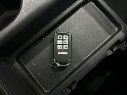 Used 2024 Honda Odyssey Touring image 34