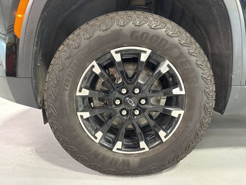 Used 2024 Chevrolet Traverse Z71 w/ LPO, Floor Liner Package AWD/4WD image 47