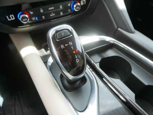 Used 2020 Buick Enclave Premium w/ Trailering Package, 5000 lbs. AWD/4WD image 25