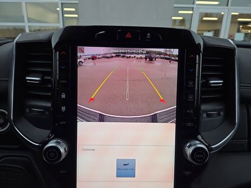 Used 2025 RAM 2500 Laramie image 25