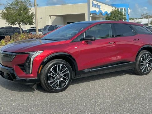 Used 2025 Cadillac Optiq Sport 2 w/ LPO, Floor Liner Package image 2