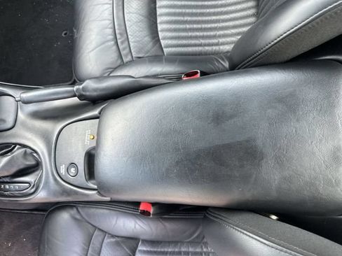 Used 2003 Chevrolet Corvette Coupe RWD image 18