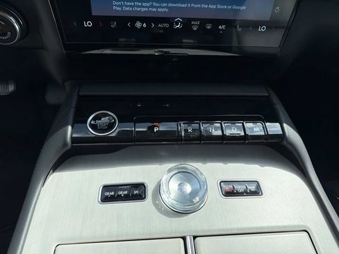 New 2025 Lincoln Navigator Reserve image 30