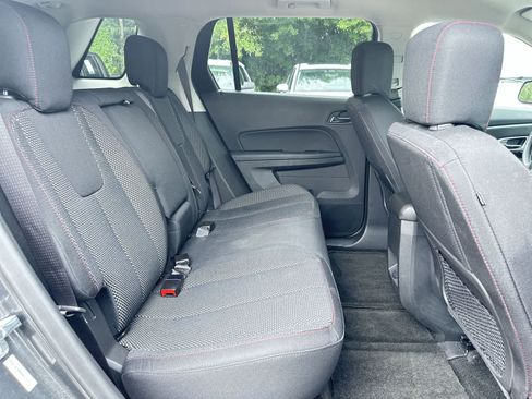 Used 2017 GMC Terrain SLE AWD/4WD image 16