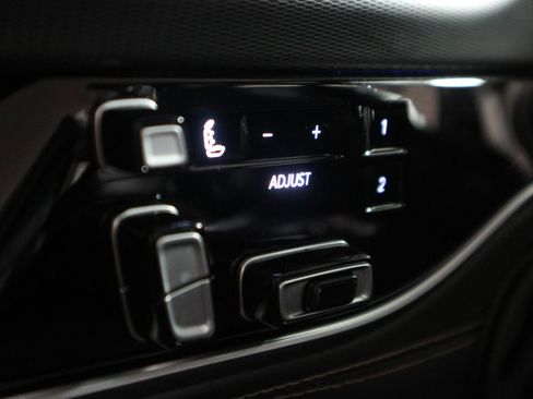 New 2026 Jeep Grand Wagoneer Summit AWD/4WD image 37