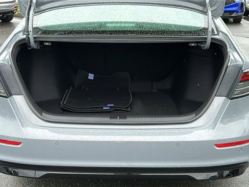 Used 2025 Honda Accord EX-L image 27