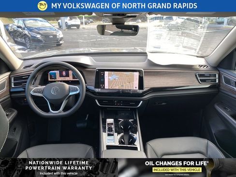 New 2026 Volkswagen Atlas SEL image 17