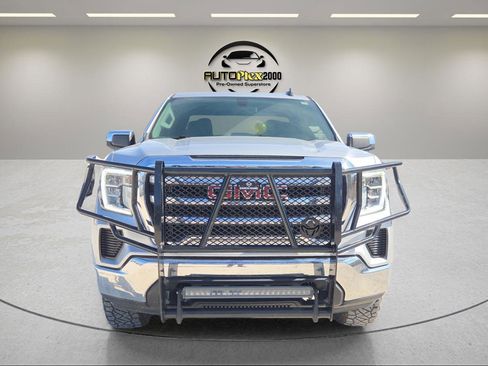Used 2021 GMC Sierra 1500 SLE image 2