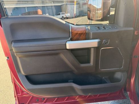 Used 2022 Ford F350 King Ranch w/ King Ranch Ultimate Package AWD/4WD image 20