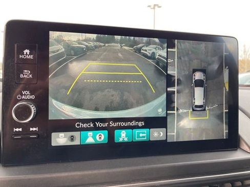 Used 2023 Honda Pilot Elite image 39