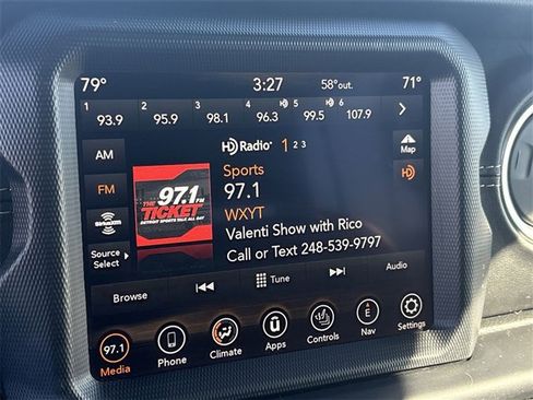 Used 2021 Jeep Wrangler Unlimited Sahara w/ Cold Weather Group image 13