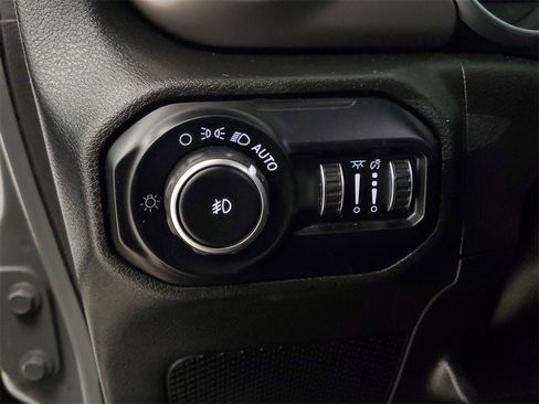 Used 2020 Jeep Wrangler Unlimited Sport S image 12