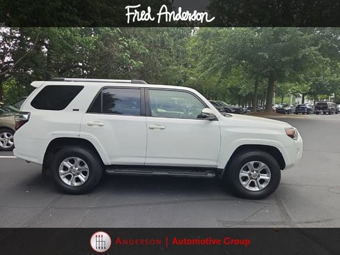 Used 2019 Toyota 4Runner SR5 Premium AWD/4WD image 19