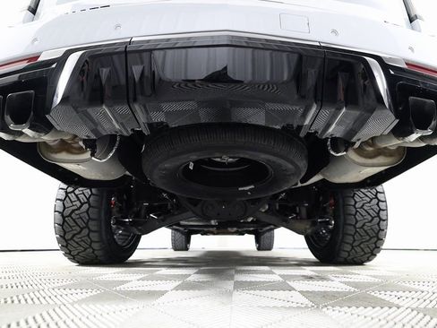 Used 2026 Cadillac Escalade ESV V image 61