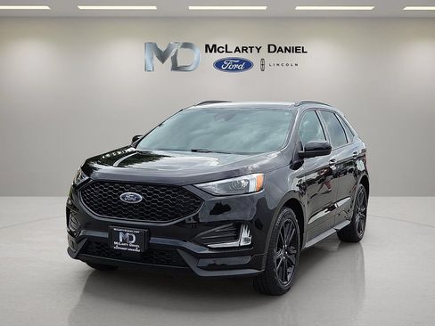 Certified 2024 Ford Edge ST-Line AWD/4WD image 2