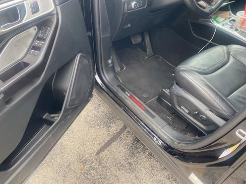 Used 2020 Ford Explorer ST w/ ST Street Pack AWD/4WD image 11