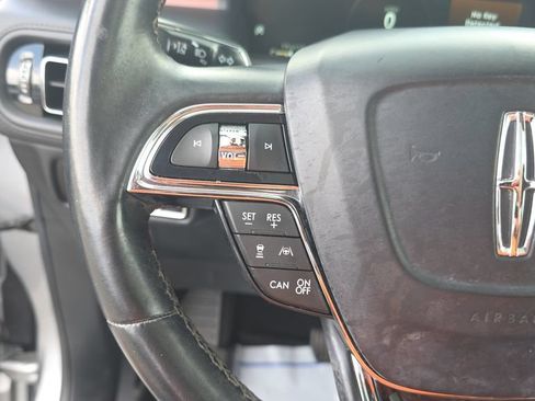 Used 2023 Lincoln Nautilus Reserve FWD image 16