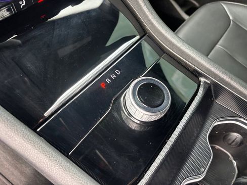 Used 2024 Jeep Grand Cherokee L Limited image 17