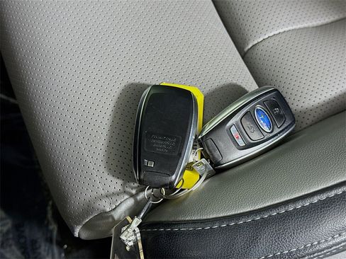 Certified 2023 Subaru Outback Limited image 34