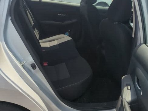 Used 2022 Nissan Sentra SV w/ All-Weather Package FWD image 4