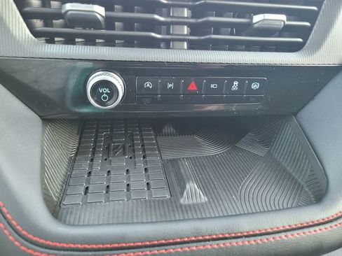 Certified 2025 Ford Explorer ST image 23