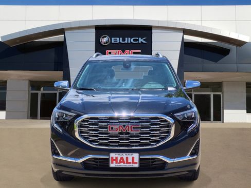 Certified 2020 GMC Terrain Denali w/ Denali Premium Package AWD/4WD image 2