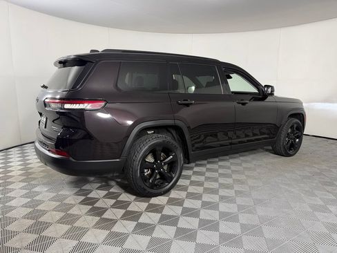 Certified 2023 Jeep Grand Cherokee L Limited w/ Luxury Tech Group II RWD image 7