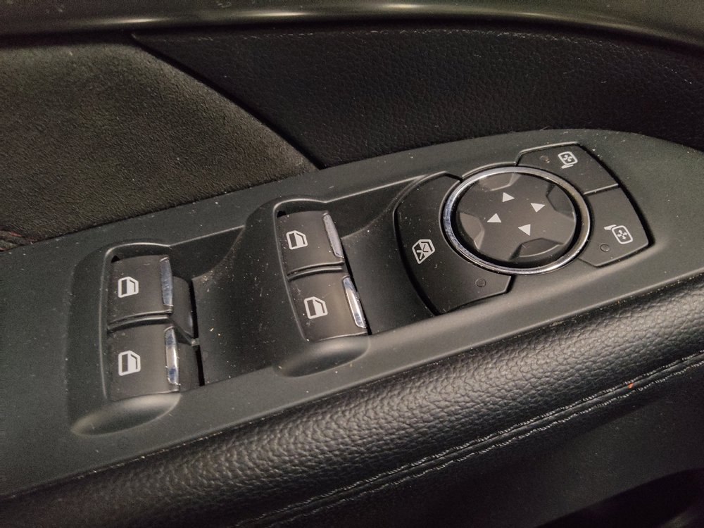 Used 2019 Ford Explorer XLT w/ Equipment Group 202A FWD image 27