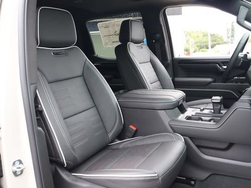 New 2026 GMC Sierra 1500 AT4X AWD/4WD image 23