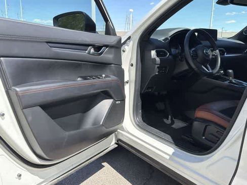 Used 2025 MAZDA CX-5 Carbon Edition image 10