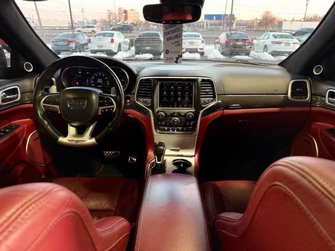 Used 2018 Jeep Grand Cherokee Trackhawk image 41
