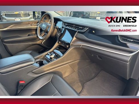 Used 2024 Jeep Grand Cherokee Limited 4xe image 55