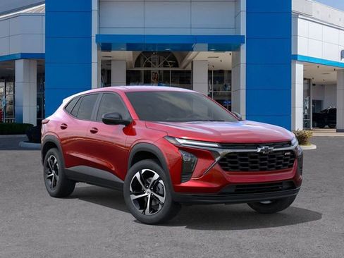 New 2026 Chevrolet Trax RS image 7